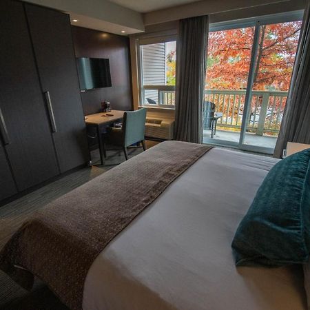 Готель Taboo Muskoka Ґрейвенгерст Екстер'єр фото